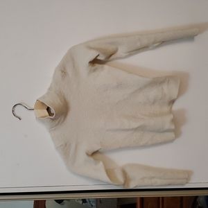 3/25$ Frank and Oak crop top cream turtle neck